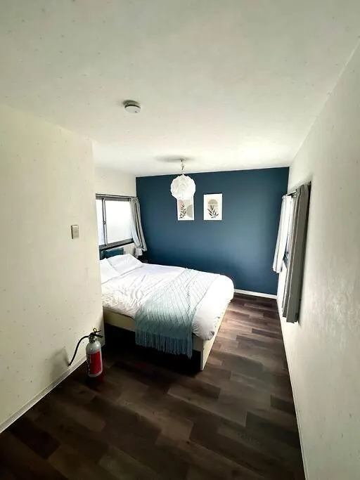 The House Is In The Center Of Nanba And Dotonbori, Only 5Mins From Subway, Easy Access To Airport, Newly Refromed, 3 Rooms For One Group Osaka Villa